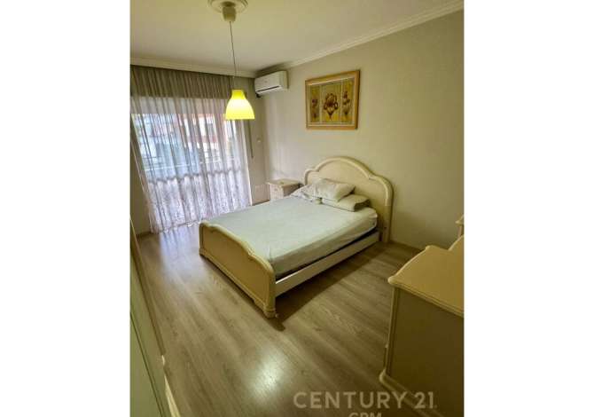 Shtepi me qera 2+1 ne Tirane - 800 Euro