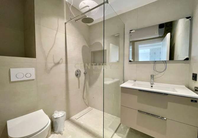 Ambient biznesi me qera 3+1 ne Tirane - 700 Euro