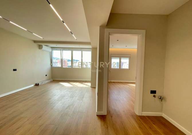 Ambient biznesi me qera 3+1 ne Tirane - 700 Euro