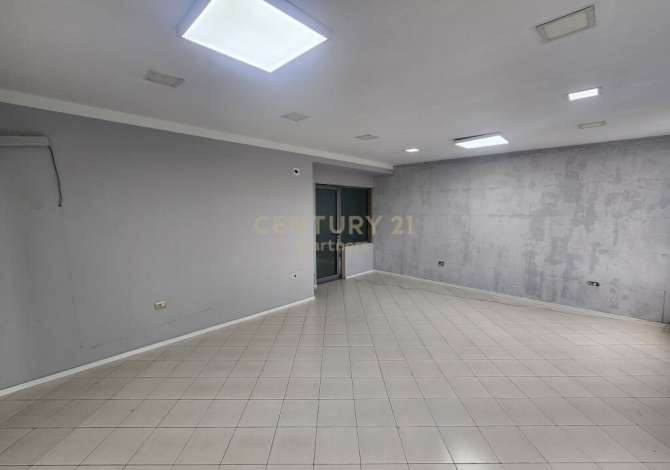 Shtepi me qera 2+1 ne Tirane - 500 Euro