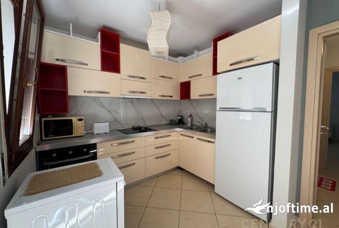Shtepi me qera 2+1 ne Tirane - 550 Euro