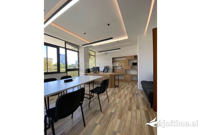 Business Property in Sale 3+1 in Tirana - 1,000 Euro