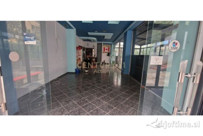 Ambient biznesi me qera 1+1 ne Tirane - 700 Euro