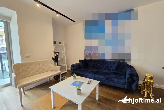 Ambient biznesi me qera 3+1 ne Tirane - 2,000 Euro