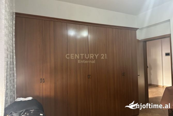 Shtepi me qera 1+1 ne Tirane - 450 Euro