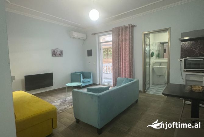 Shtepi me qera 1+1 ne Tirane - 430 Euro