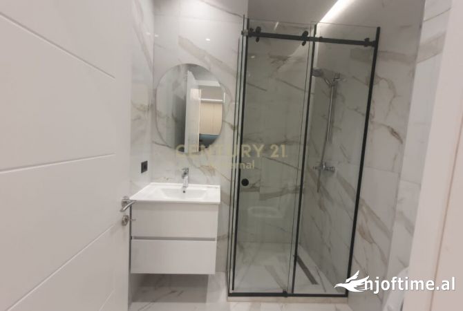 Shtepi me qera Apartament ne Tirane, 1+1, Mobilimi E mobiluar, Pagesa 750  Euro.