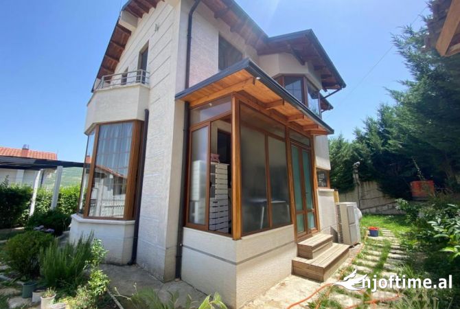 House for Rent 3+1 in Tirana - 1,500 Euro