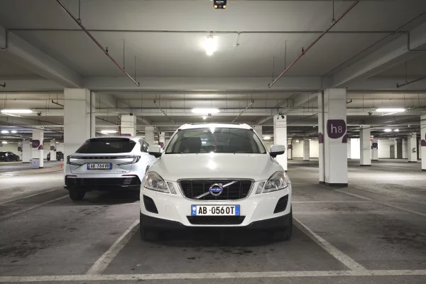 Auto in Vendita a Tirana - 10,900 Euro