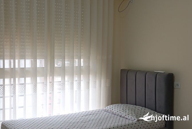 Shtepi ne shitje 2+1 ne Tirane - 180,000 Euro