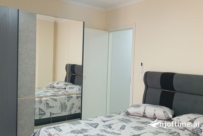 Shtepi ne shitje 2+1 ne Tirane - 180,000 Euro
