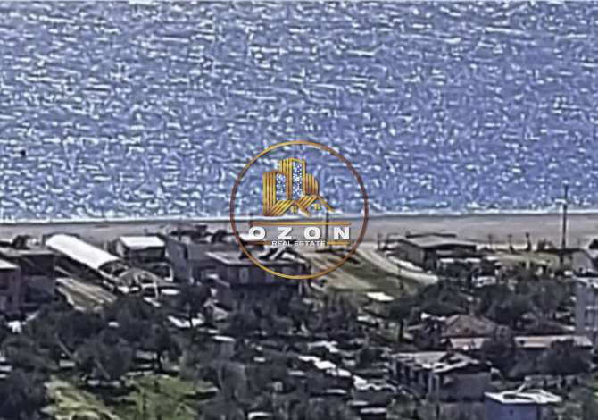 Truall ose Toke ne Himare - 225,000 Euro