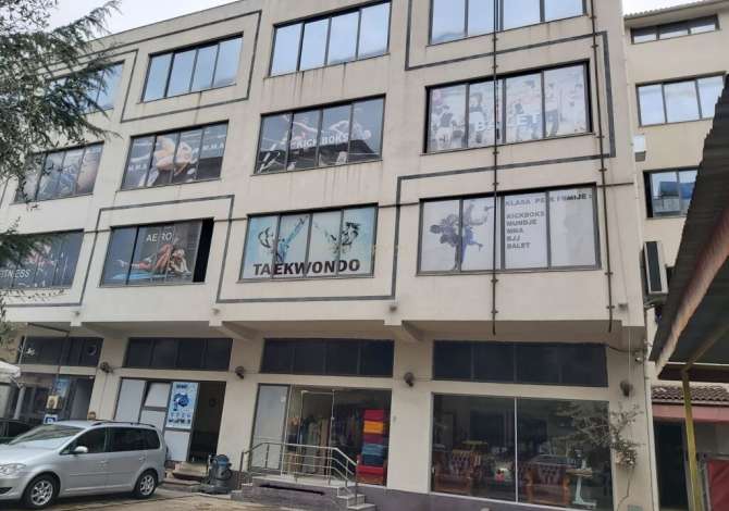 Ambient biznesi me qera 1+1 ne Tirane - 1,200 Euro