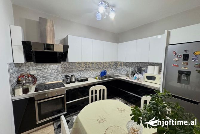 Shtepi ne shitje 2+1 ne Tirane - 120,000 Euro