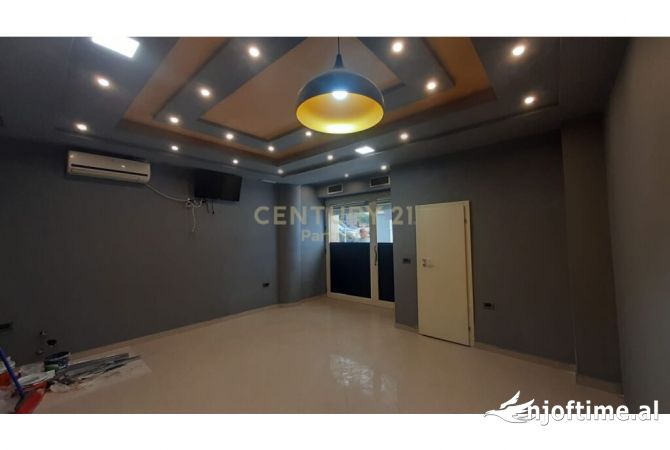 Ambient biznesi me qera 3+1 ne Tirane - 150,000 Euro