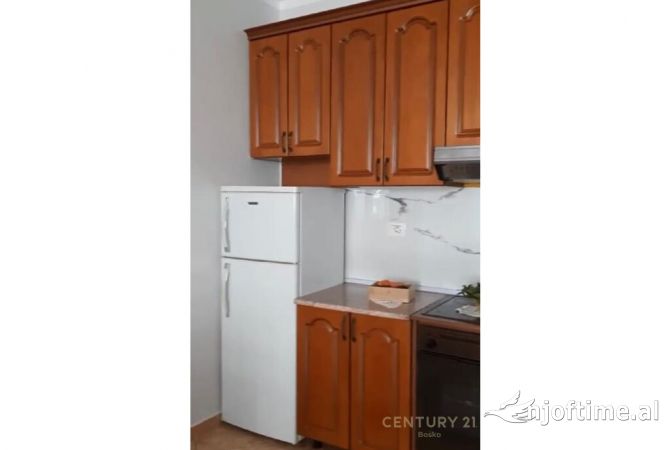 Shtepi me qera 1+1 ne Tirane - 550 Euro