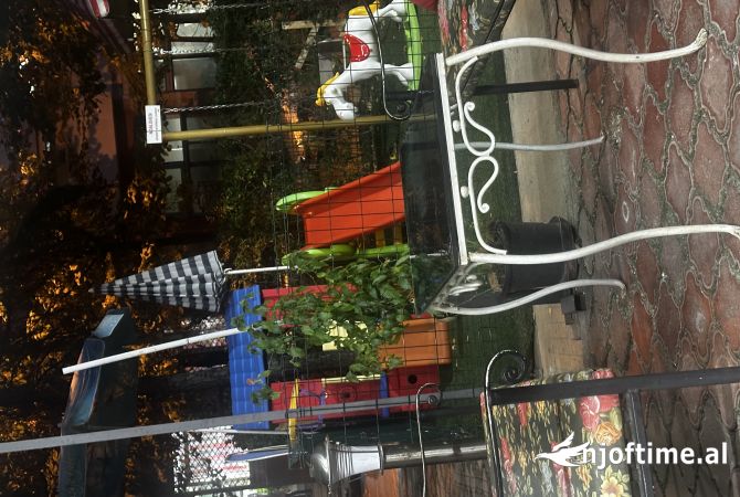 Ambient biznesi me qera 2+1 ne Tirane - 1,500 Euro