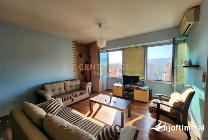 Shtepi me qera 2+1 ne Tirane - 650 Euro