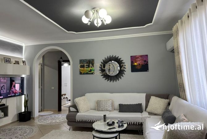 Shtepi ne shitje 2+1 ne Tirane - 120,000 Euro