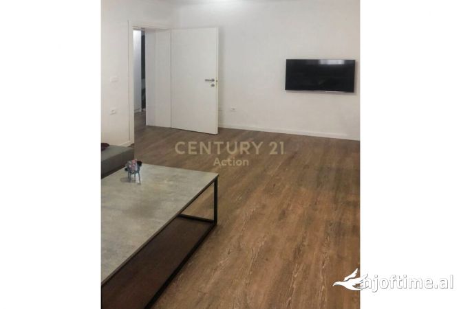 Shtepi ne shitje 1+1 ne Tirane - 90,000 Euro