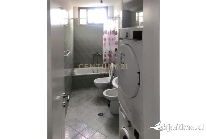 Shtepi ne shitje 1+1 ne Tirane - 90,000 Euro