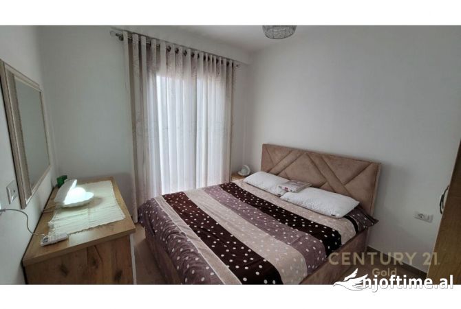 Shtepi me qera Apartament ne Tirane, 2+1, Mobilimi E mobiluar, Pagesa 650  Euro.