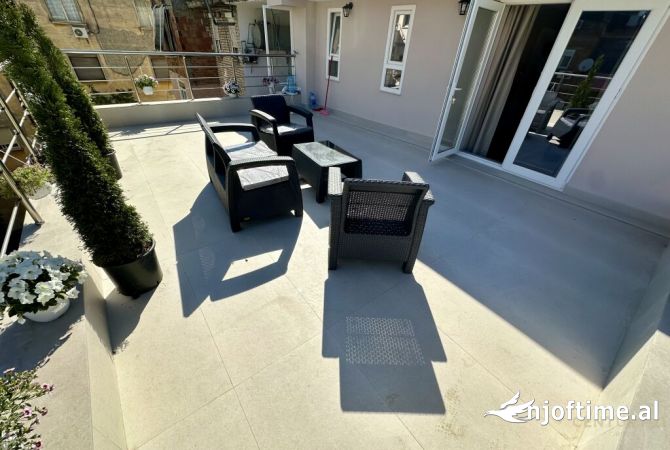Shtepi ne shitje 2+1 ne Tirane - 158,000 Euro