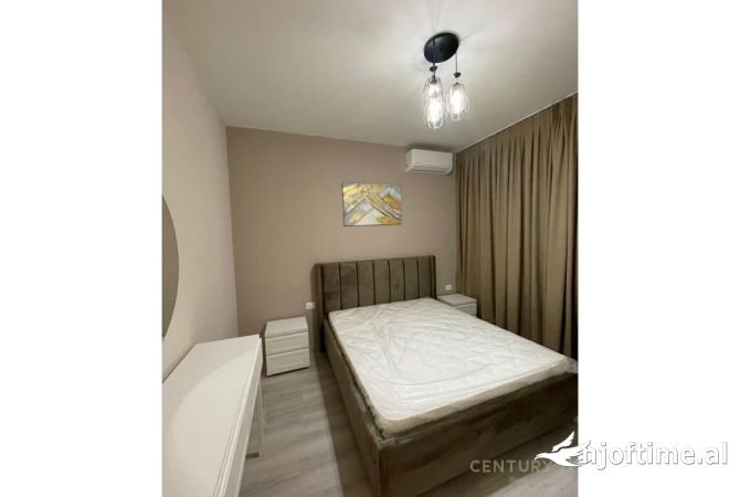 Shtepi me qera 2+1 ne Tirane - 650 Euro