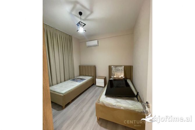 Shtepi me qera 2+1 ne Tirane - 650 Euro
