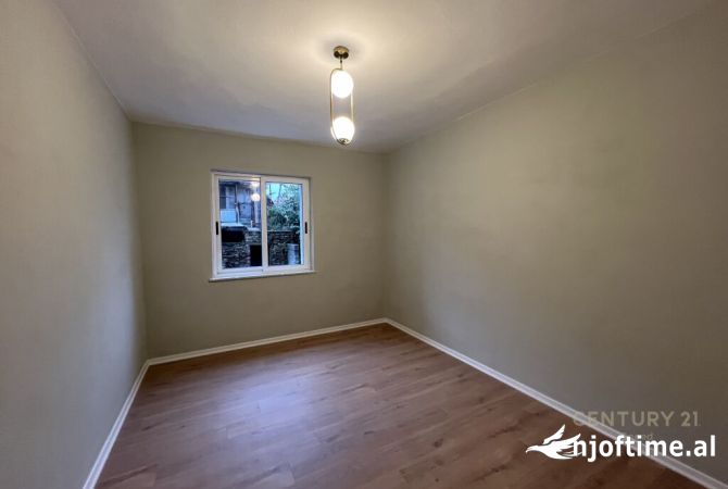 Shtepi ne shitje 1+1 ne Tirane - 86,000 Euro