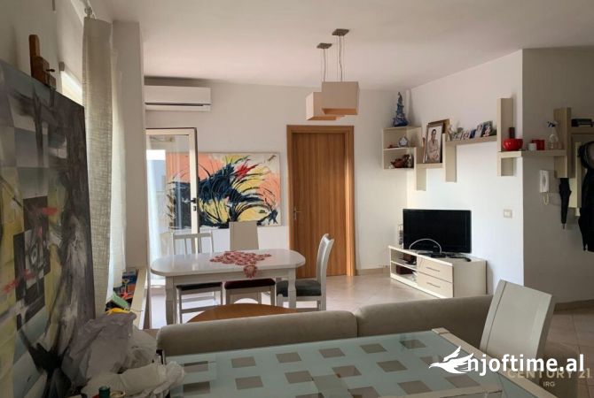 Shtepi ne shitje 1+1 ne Tirane - 150,000 Euro