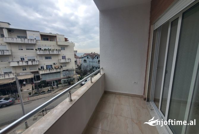 Shtepi ne shitje 1+1 ne Tirane - 85,000 Euro