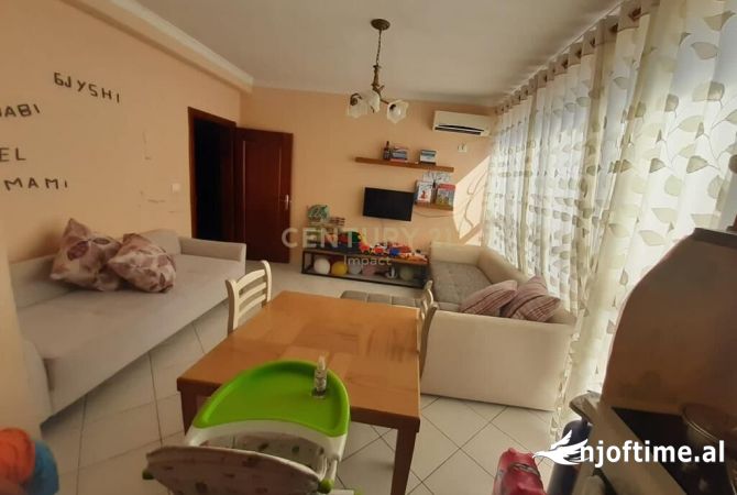 Shtepi ne shitje 2+1 ne Tirane - 124,000 Euro