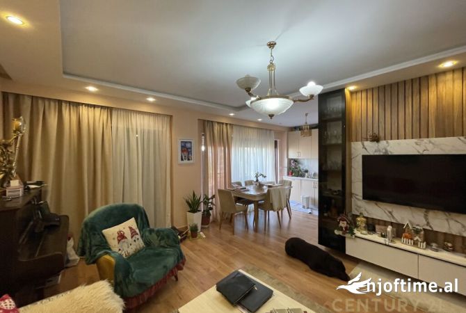 Shtepi ne shitje 3+1 ne Tirane - 300,000 Euro