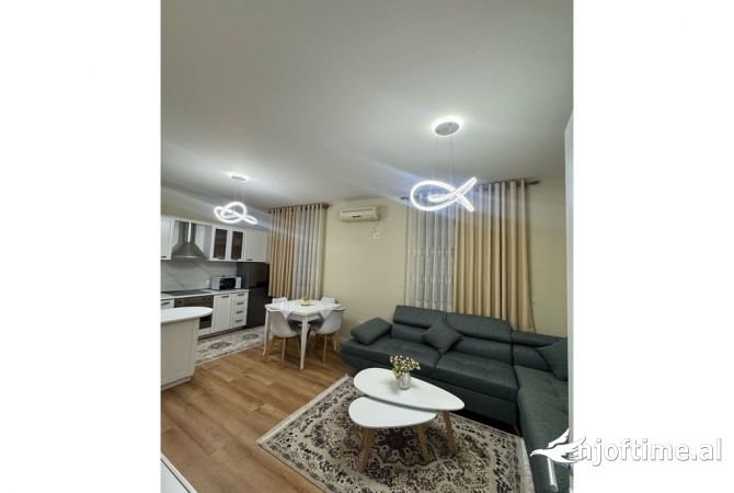 Shtepi me qera 1+1 ne Tirane - 650 Euro