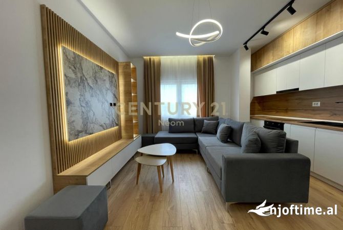 Shtepi me qera 2+1 ne Tirane - 550 Euro