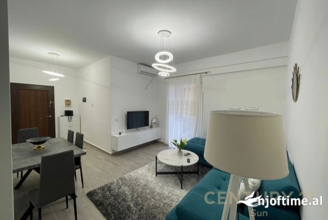 Shtepi me qera 2+1 ne Tirane - 400 Euro