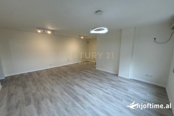 Shtepi ne shitje 2+1 ne Tirane - 162,000 Euro