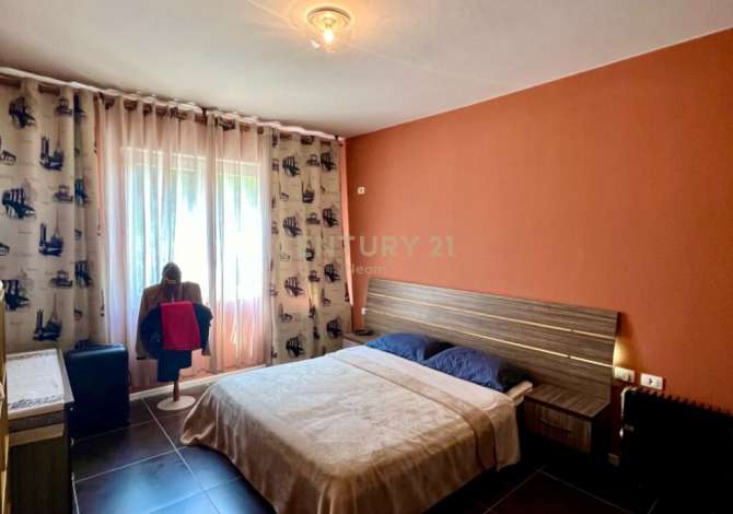 Shtepi ne shitje 2+1 ne Tirane - 180,000 Euro