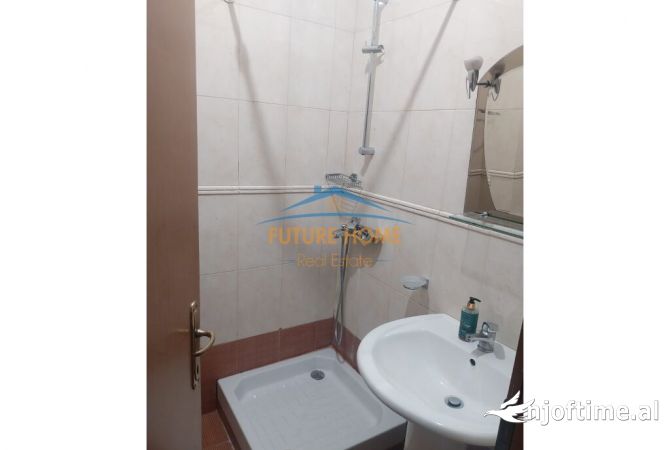 Shtepi me qera Apartament ne Tirane, 1+1, Mobilimi E mobiluar, Pagesa 500  Euro.