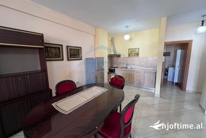 Shtepi me qera 1+1 ne Tirane - 450 Euro