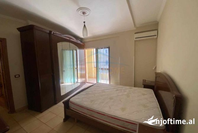 Shtepi me qera 2+1 ne Tirane - 600 Euro