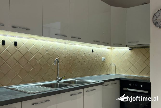 Shtepi me qera 1+1 ne Tirane - 550 Euro