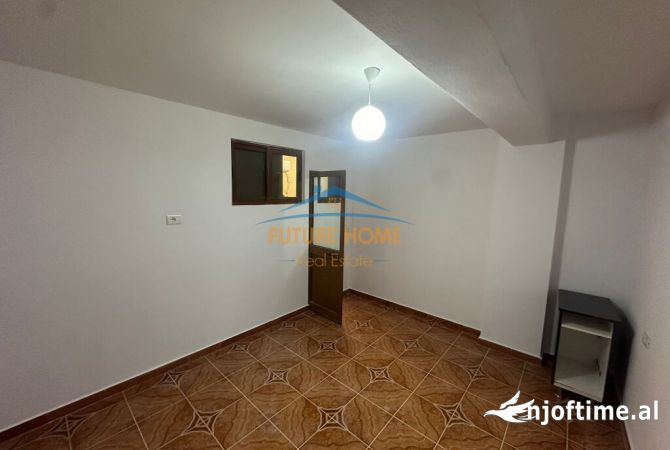Shtepi me qera 2+1 ne Tirane - 450 Euro
