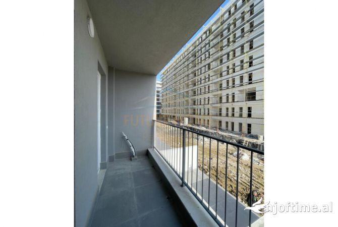 Shtepi ne shitje Apartament ne Tirane, 2+1, Mobilimi Bosh, pa mobiluar, Pagesa 108,000  Euro.