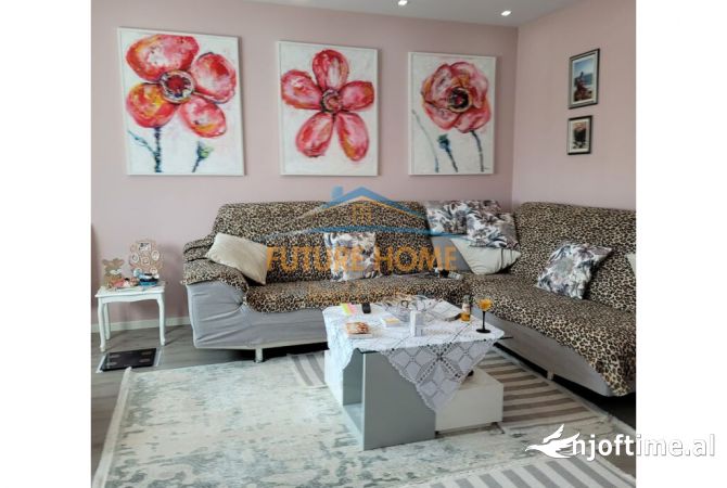 Shtepi me qera 2+1 ne Tirane - 1,130 Euro