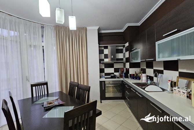 Shtepi ne shitje 3+1 ne Tirane - 140,000 Euro