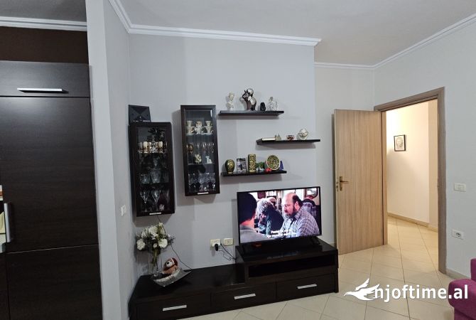 Shtepi ne shitje 3+1 ne Tirane - 140,000 Euro