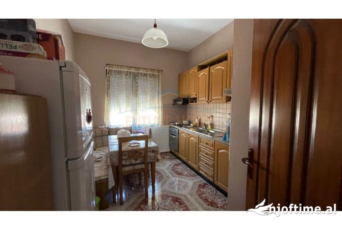 Shtepi me qera 1+1 ne Tirane - 450 Euro