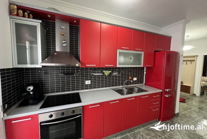 Shtepi me qera 2+1 ne Tirane - 650 Euro